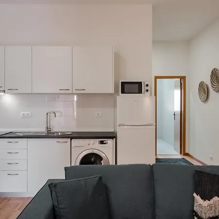 Modern Near Metro Senhora da Hora