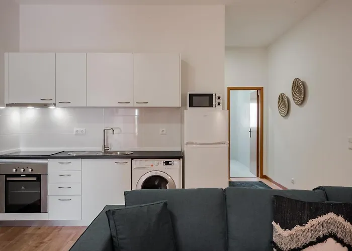 Modern Near Metro Senhora da Hora