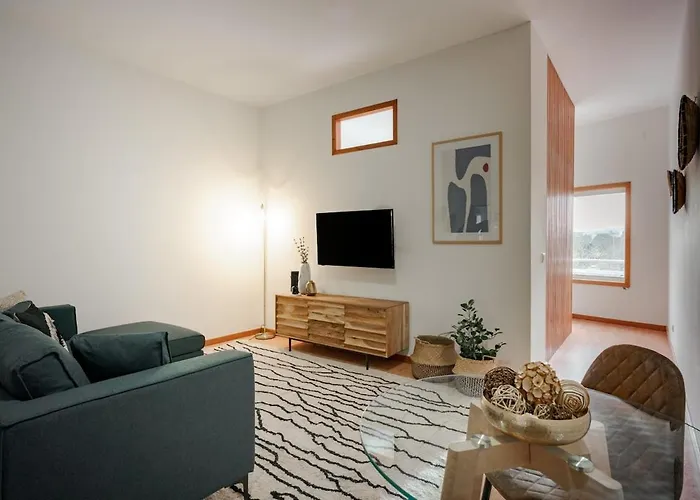 Modern Near Metro 아파트 Senhora da Hora